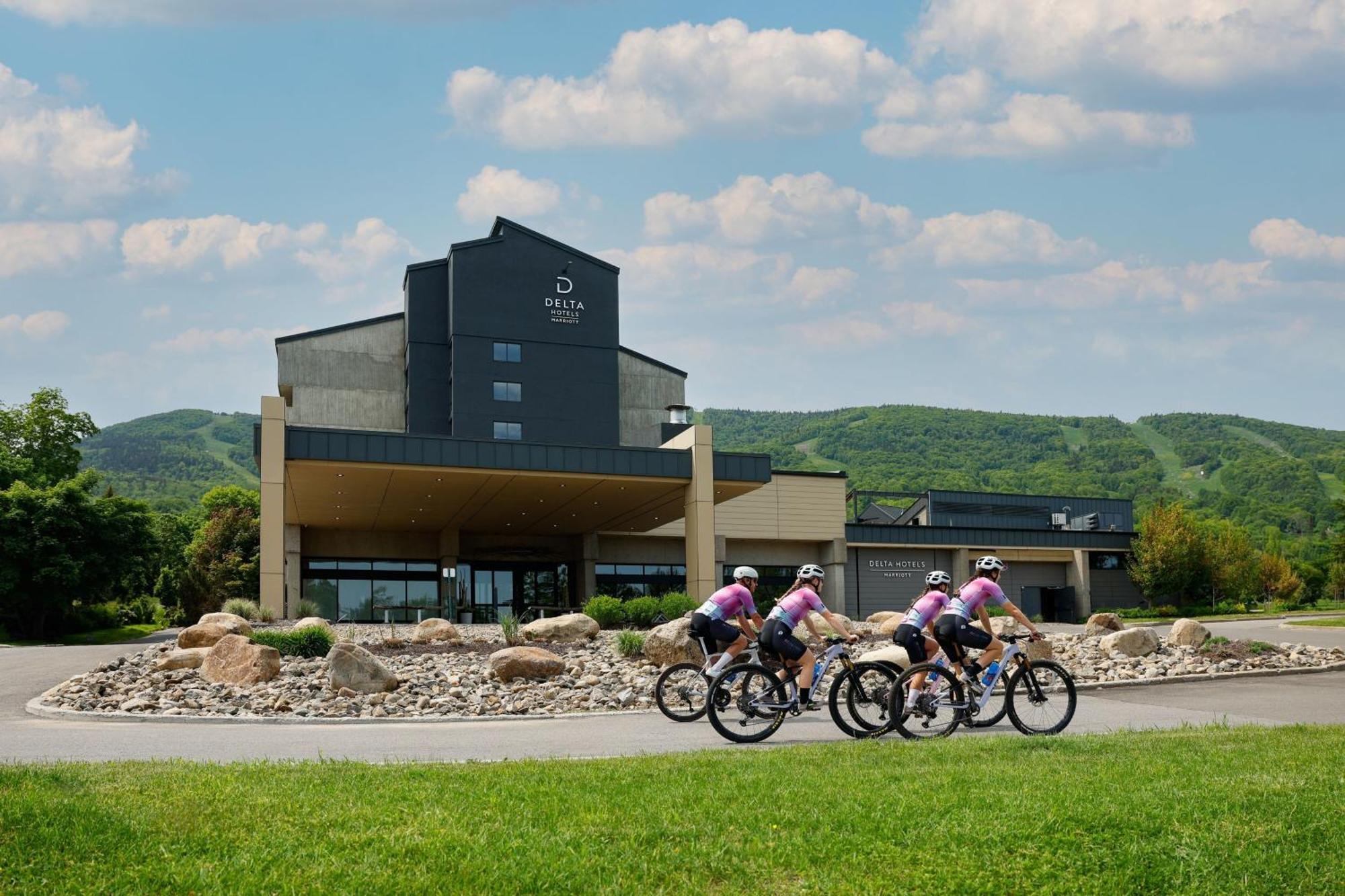 Delta Hotels By Marriott Mont Sainte-Anne, Resort & Convention Center Beaupré Dış mekan fotoğraf